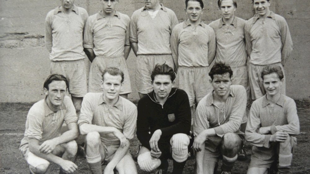 3E23CC74-182B-4751-B527-DE0024258A7F