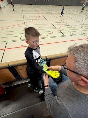 1C231C82-7B60-40F3-BCAA-414082BB10B2