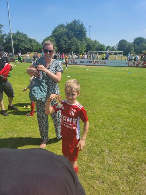 2A82D32D-17E5-4048-BE55-7811EF7965A0