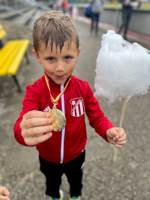 51691740-FAEC-4B17-B8BF-FE4AB55CA178